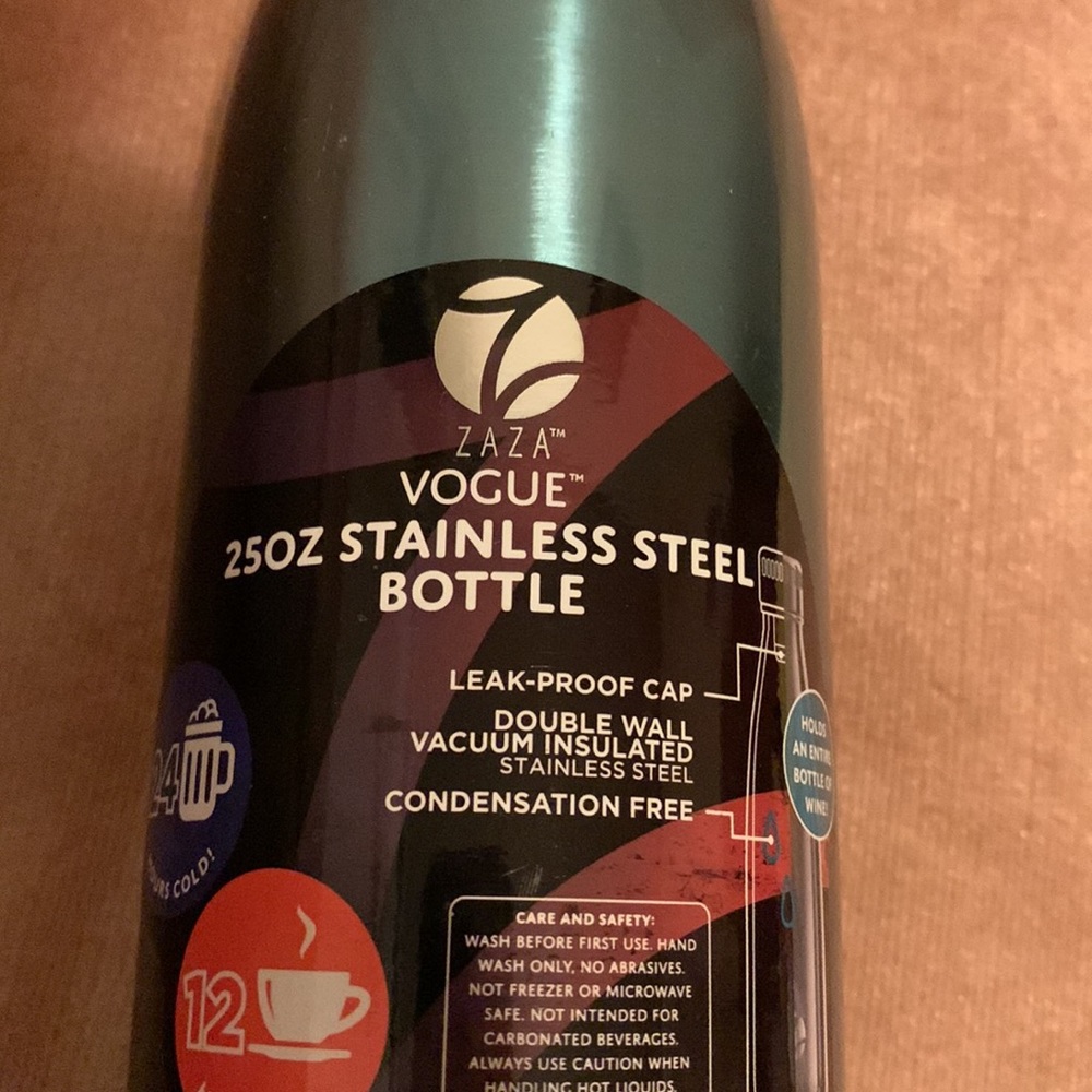 25 Oz Stainless Steel Vacuum Insulated Water Bottle - Picture 4 of 7